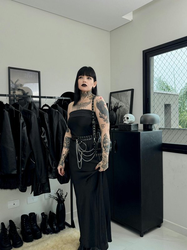 Gothic bekleidungsgeschäft: ein must-have für mode-liebhaber